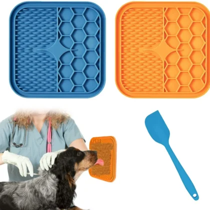 Silicone Lick Mat for Dogs and Cats | PetPal365